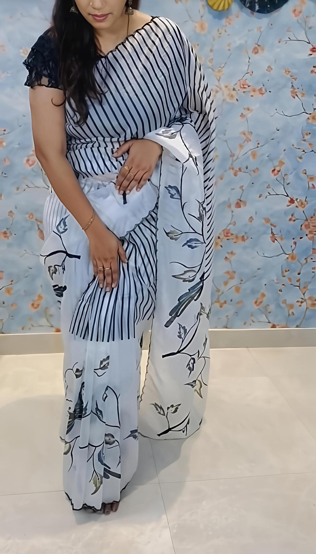 Floral Marshmallow Georgette Saree with Digital Print & Cut Work Border